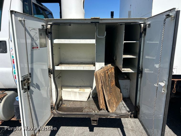image for item YA2823 2015 Ford F750 Super Duty forestry bucket truck
