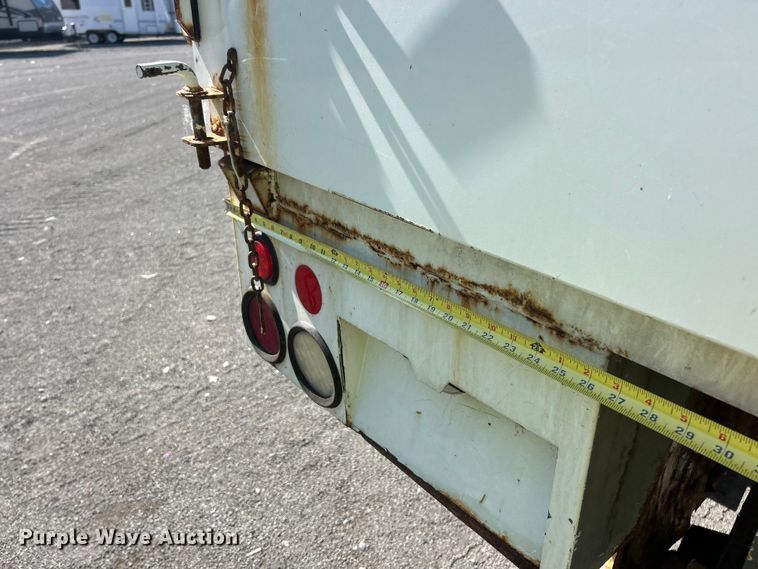 image for item YA2823 2015 Ford F750 Super Duty forestry bucket truck