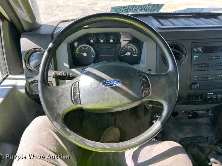 image for item YA2823 2015 Ford F750 Super Duty forestry bucket truck