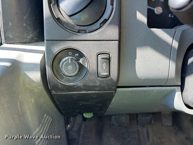 image for item YA2823 2015 Ford F750 Super Duty forestry bucket truck