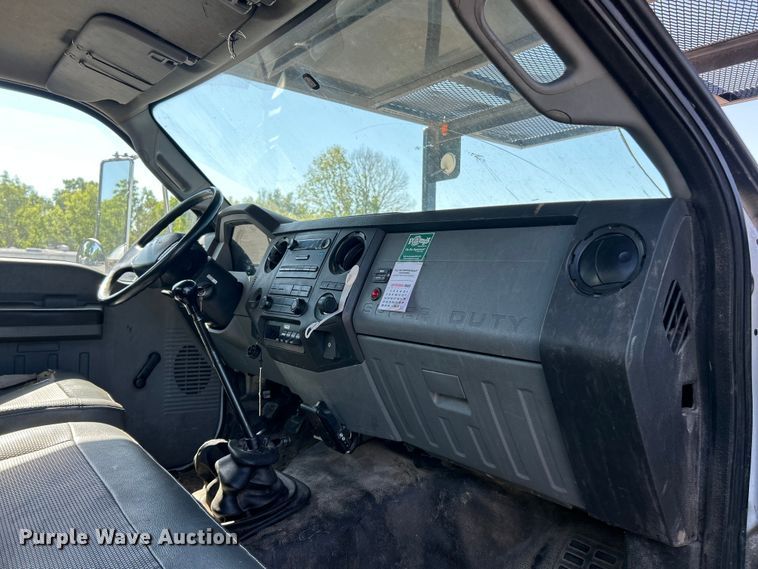 image for item YA2823 2015 Ford F750 Super Duty forestry bucket truck