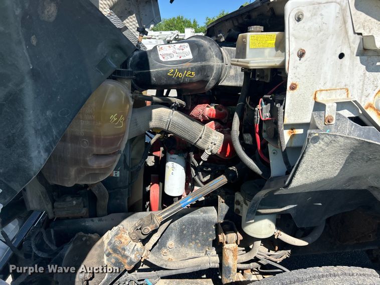 image for item YA2823 2015 Ford F750 Super Duty forestry bucket truck