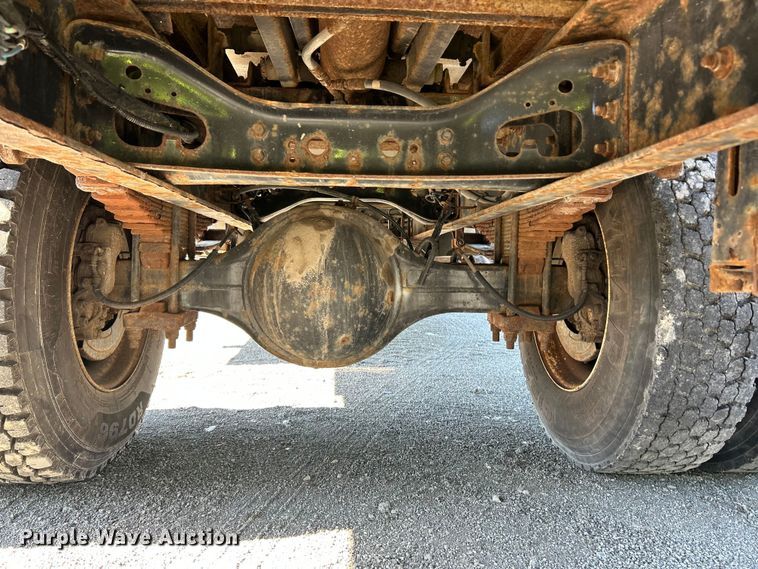 image for item YA2823 2015 Ford F750 Super Duty forestry bucket truck