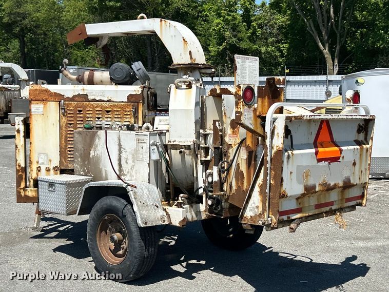 image for item YA2824 Bandit 200XP wood chipper