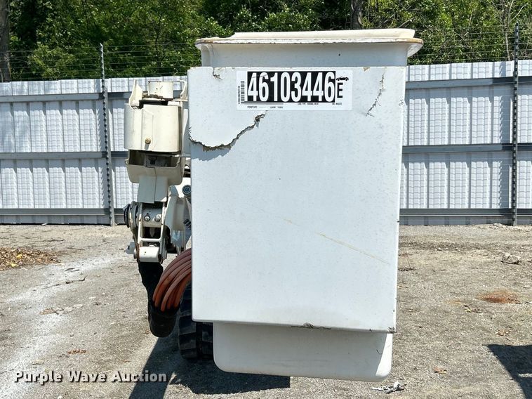 image for item YA2826 2014 SkyLift 53TD tracked boom lift