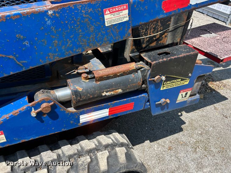 image for item YA2826 2014 SkyLift 53TD tracked boom lift