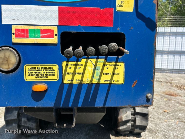 image for item YA2826 2014 SkyLift 53TD tracked boom lift
