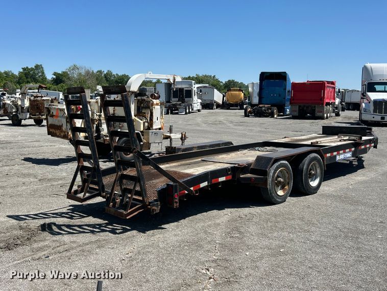 image for item YA2827 2015 Sure-Trac equipment trailer