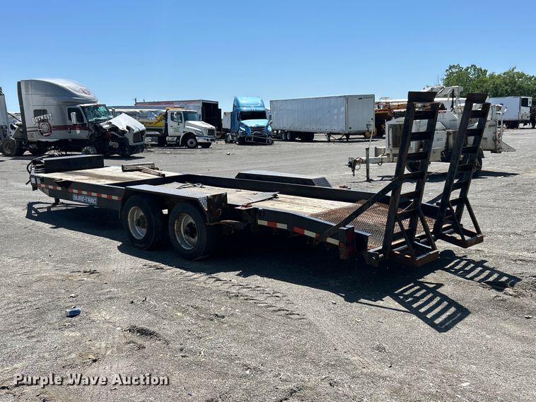 image for item YA2827 2015 Sure-Trac equipment trailer