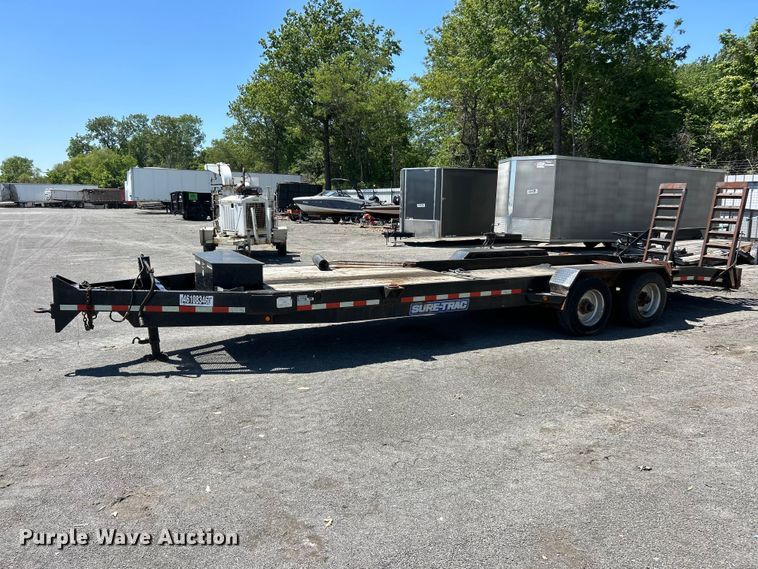 image for item YA2827 2015 Sure-Trac equipment trailer