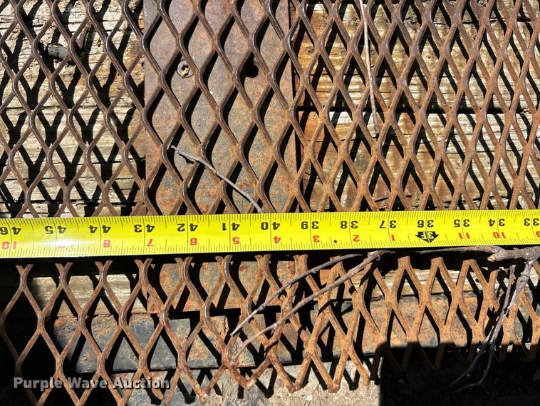 image for item YA2827 2015 Sure-Trac equipment trailer