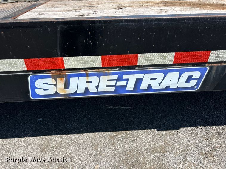 image for item YA2827 2015 Sure-Trac equipment trailer