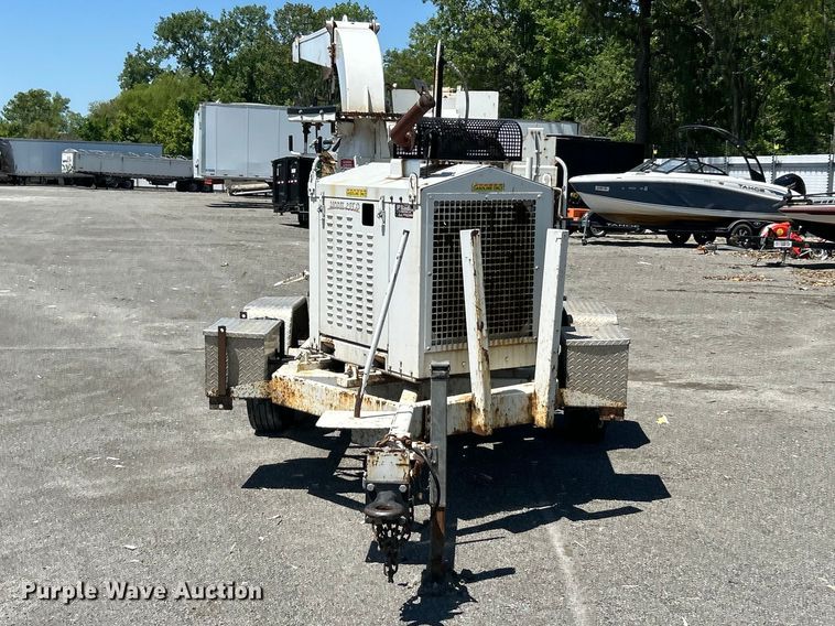 image for item YA2830 Bandit 255XD wood chipper