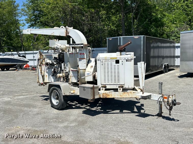 image for item YA2830 Bandit 255XD wood chipper