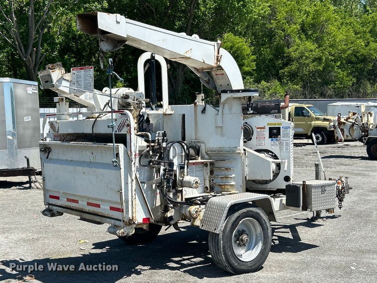 image for item YA2830 Bandit 255XD wood chipper
