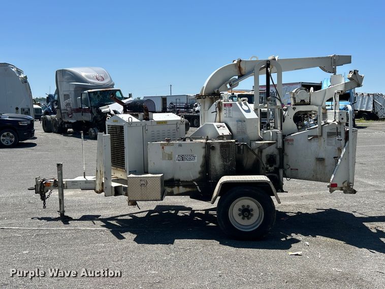 image for item YA2830 Bandit 255XD wood chipper