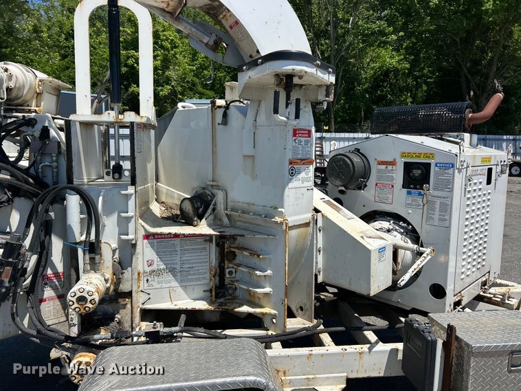 image for item YA2830 Bandit 255XD wood chipper
