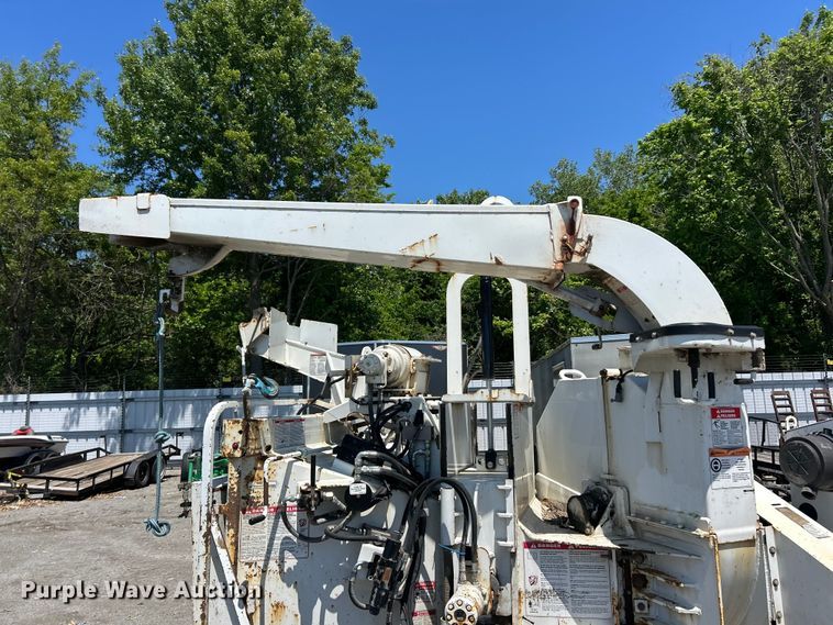 image for item YA2830 Bandit 255XD wood chipper