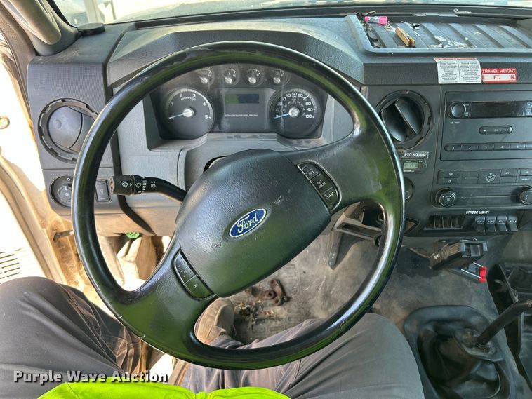 image for item YA2833 2015 Ford F750 Super Duty forestry bucket truck