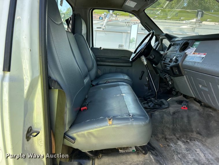 image for item YA2833 2015 Ford F750 Super Duty forestry bucket truck