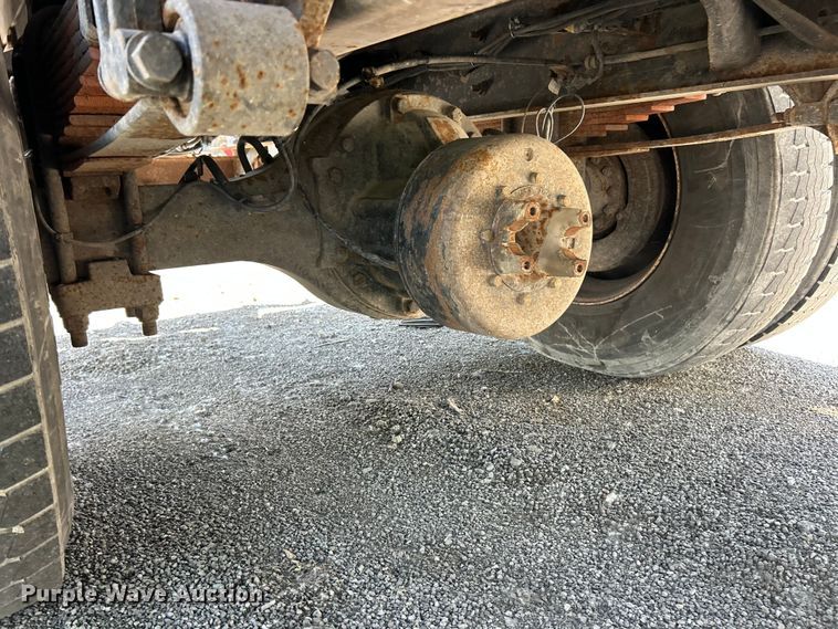 image for item YA2833 2015 Ford F750 Super Duty forestry bucket truck