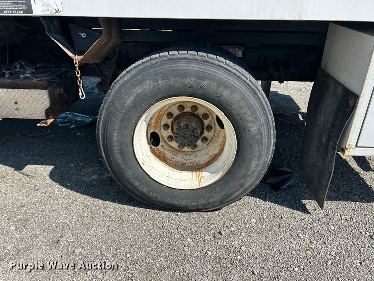 image for item YA2833 2015 Ford F750 Super Duty forestry bucket truck