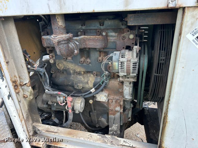 image for item YA2839 2007 Bandit 200 wood chipper