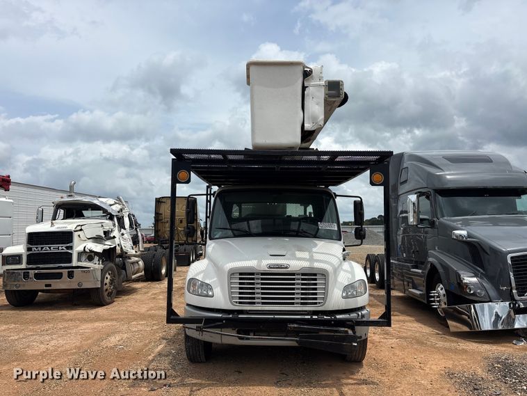 image for item YA2844 2015 Freightliner Business Class M2 forestry bucket truck