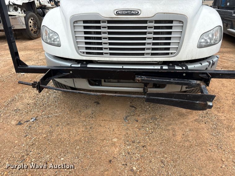 image for item YA2844 2015 Freightliner Business Class M2 forestry bucket truck