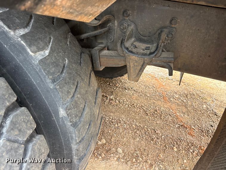 image for item YA2844 2015 Freightliner Business Class M2 forestry bucket truck