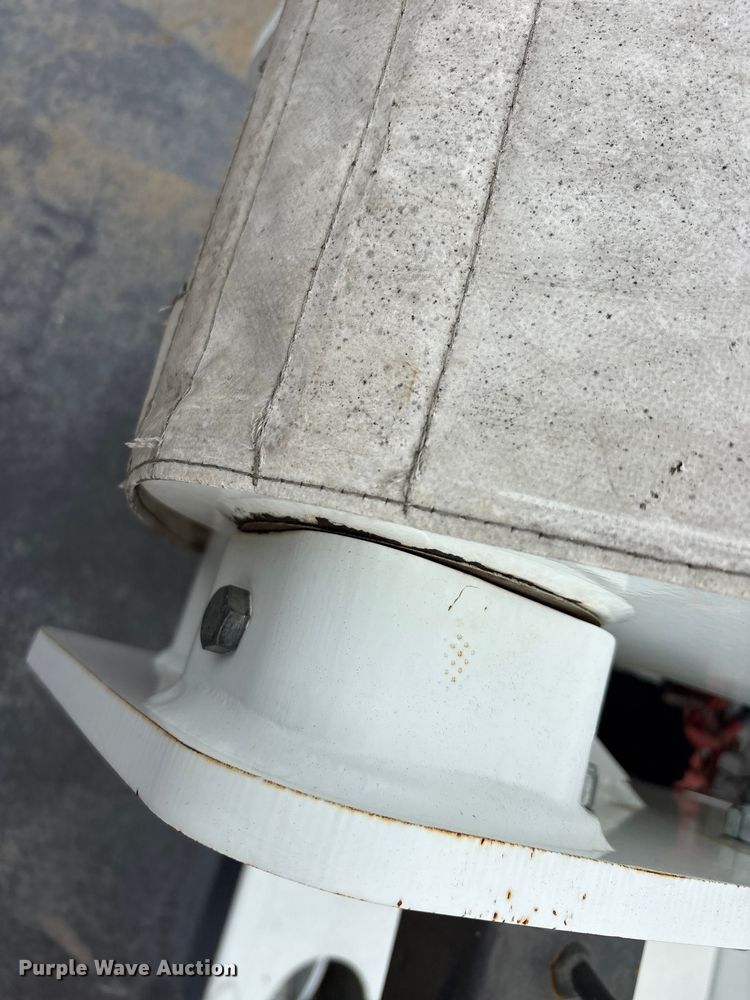 image for item YA2844 2015 Freightliner Business Class M2 forestry bucket truck
