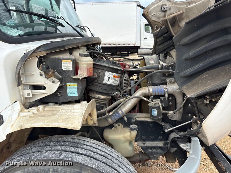 image for item YA2844 2015 Freightliner Business Class M2 forestry bucket truck
