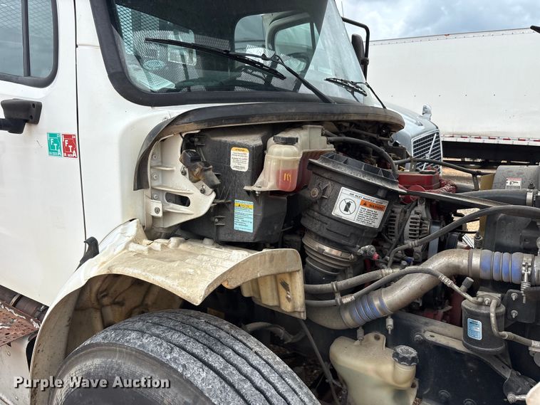 image for item YA2844 2015 Freightliner Business Class M2 forestry bucket truck