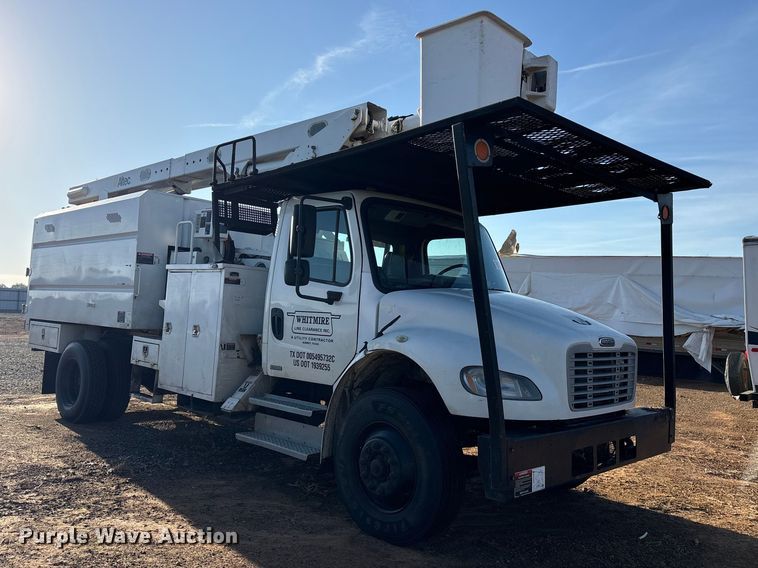 image for item YA2864 2011 Freightliner Business Class M2 forestry bucket truck