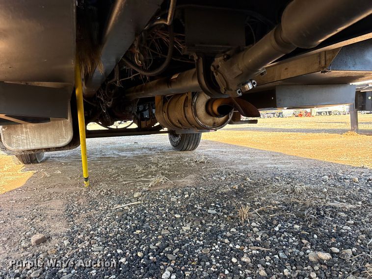 image for item YA2864 2011 Freightliner Business Class M2 forestry bucket truck
