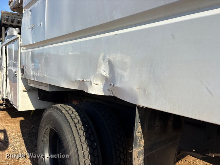 image for item YA2864 2011 Freightliner Business Class M2 forestry bucket truck