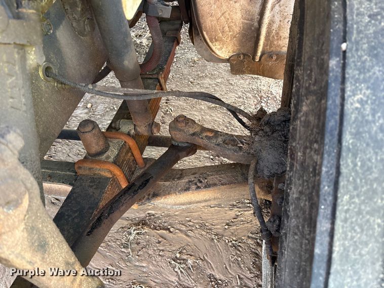 image for item YA2864 2011 Freightliner Business Class M2 forestry bucket truck