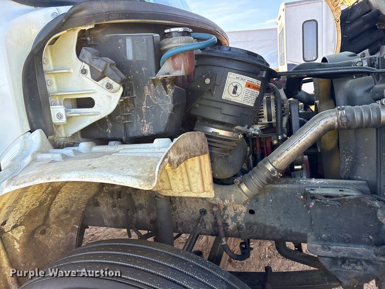image for item YA2864 2011 Freightliner Business Class M2 forestry bucket truck
