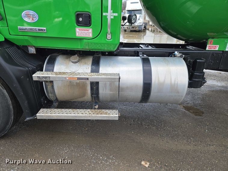 image for item YA2884 2023 Mack MD propane delivery truck