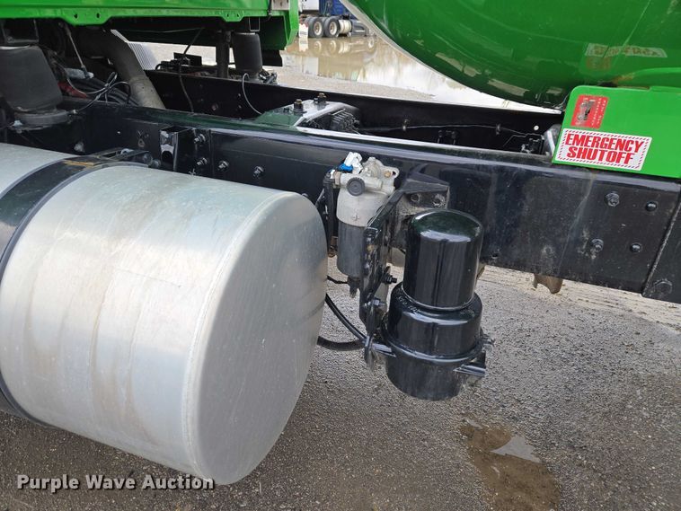 image for item YA2884 2023 Mack MD propane delivery truck