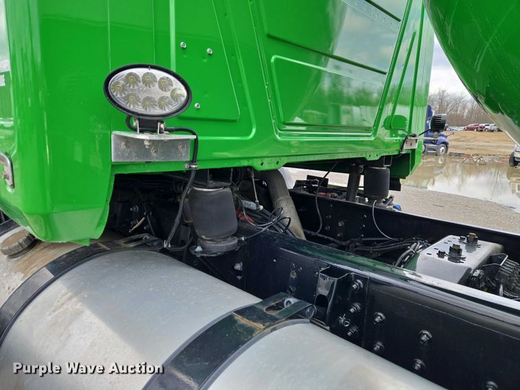 image for item YA2884 2023 Mack MD propane delivery truck
