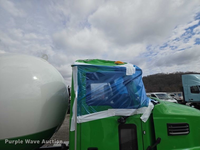 image for item YA2884 2023 Mack MD propane delivery truck