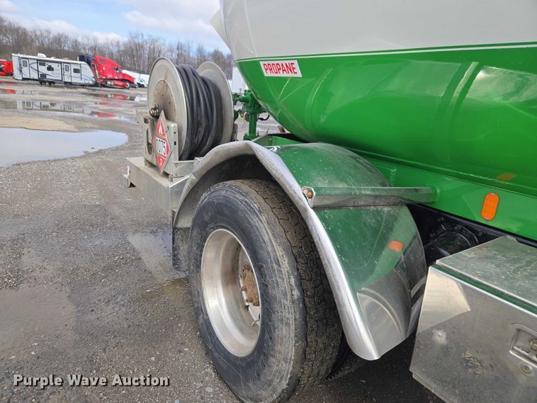 image for item YA2884 2023 Mack MD propane delivery truck