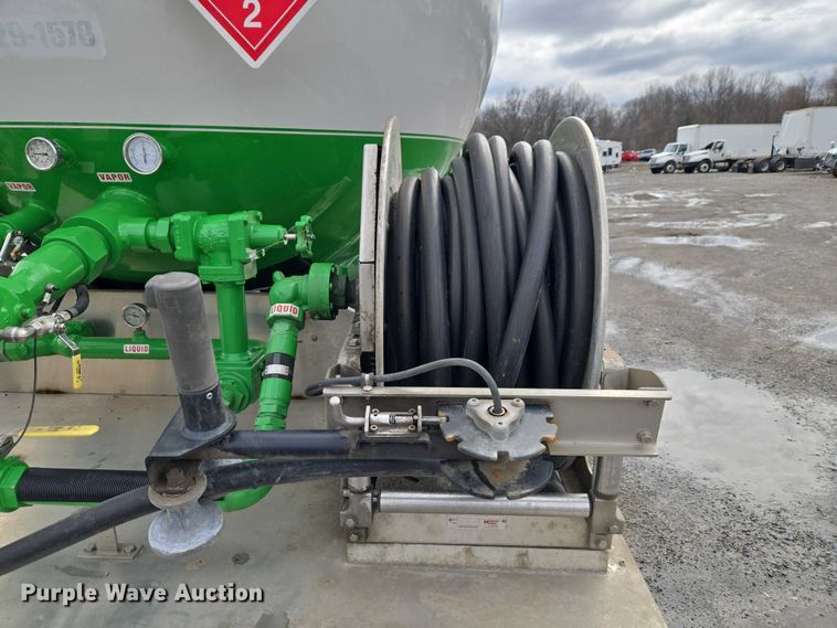image for item YA2884 2023 Mack MD propane delivery truck