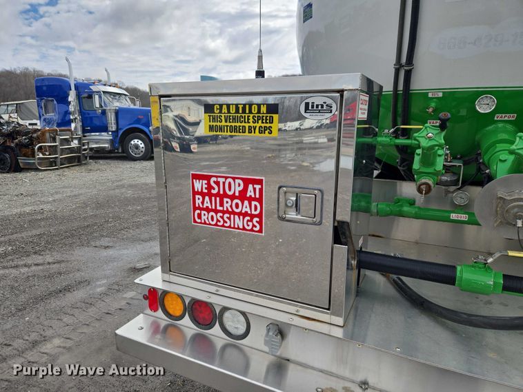 image for item YA2884 2023 Mack MD propane delivery truck