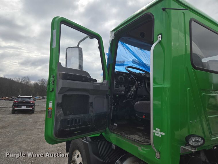 image for item YA2884 2023 Mack MD propane delivery truck