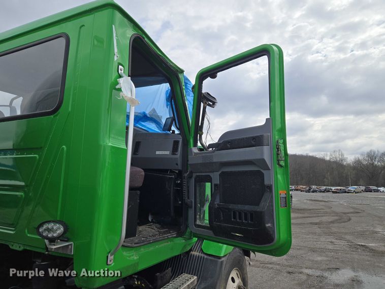 image for item YA2884 2023 Mack MD propane delivery truck