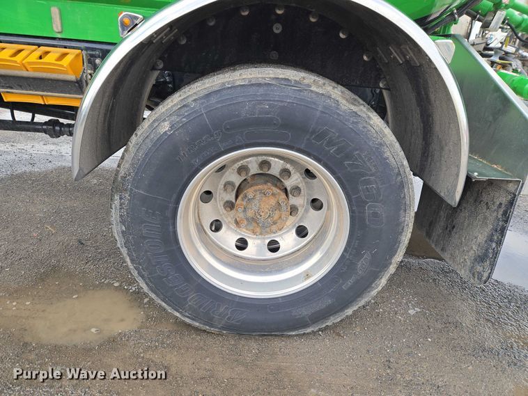 image for item YA2884 2023 Mack MD propane delivery truck