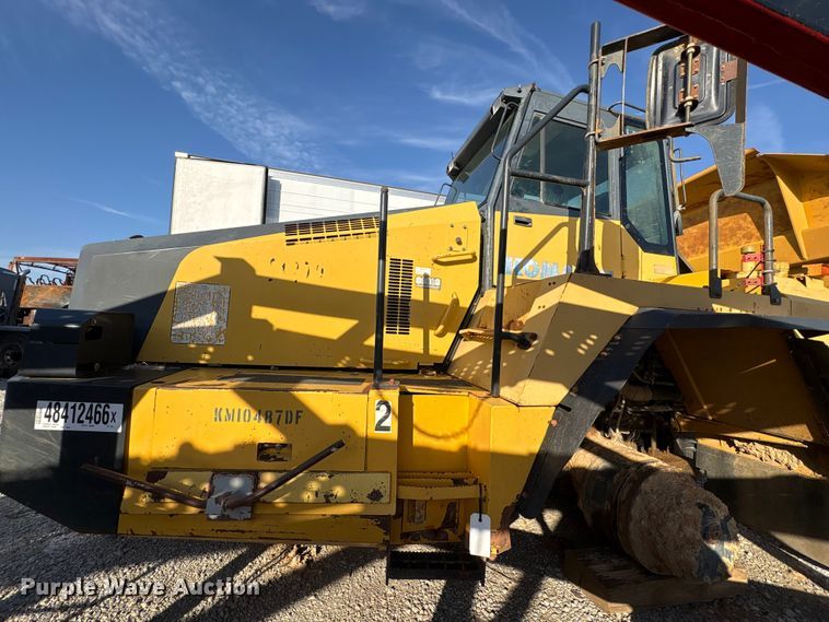 image for item YA3033 2010 Komatsu HM400-2 articulated haul truck