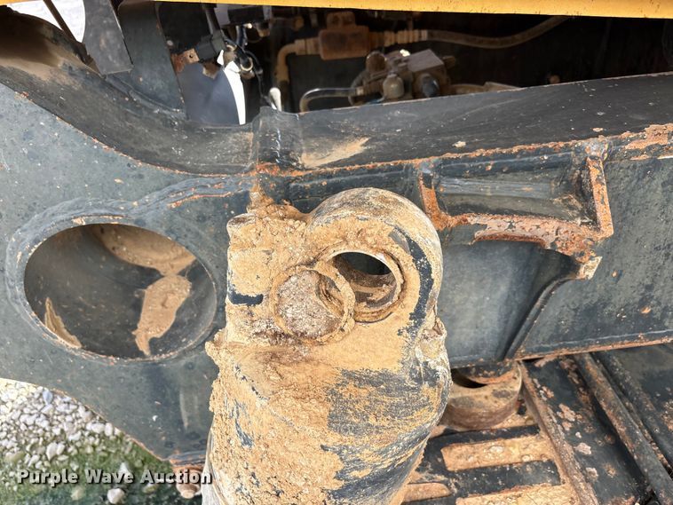 image for item YA3033 2010 Komatsu HM400-2 articulated haul truck